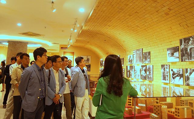 doan-Shinhan-bank-tham-Viglacera-10.1.2017-01